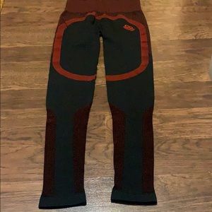 Body Engineers workout leggings